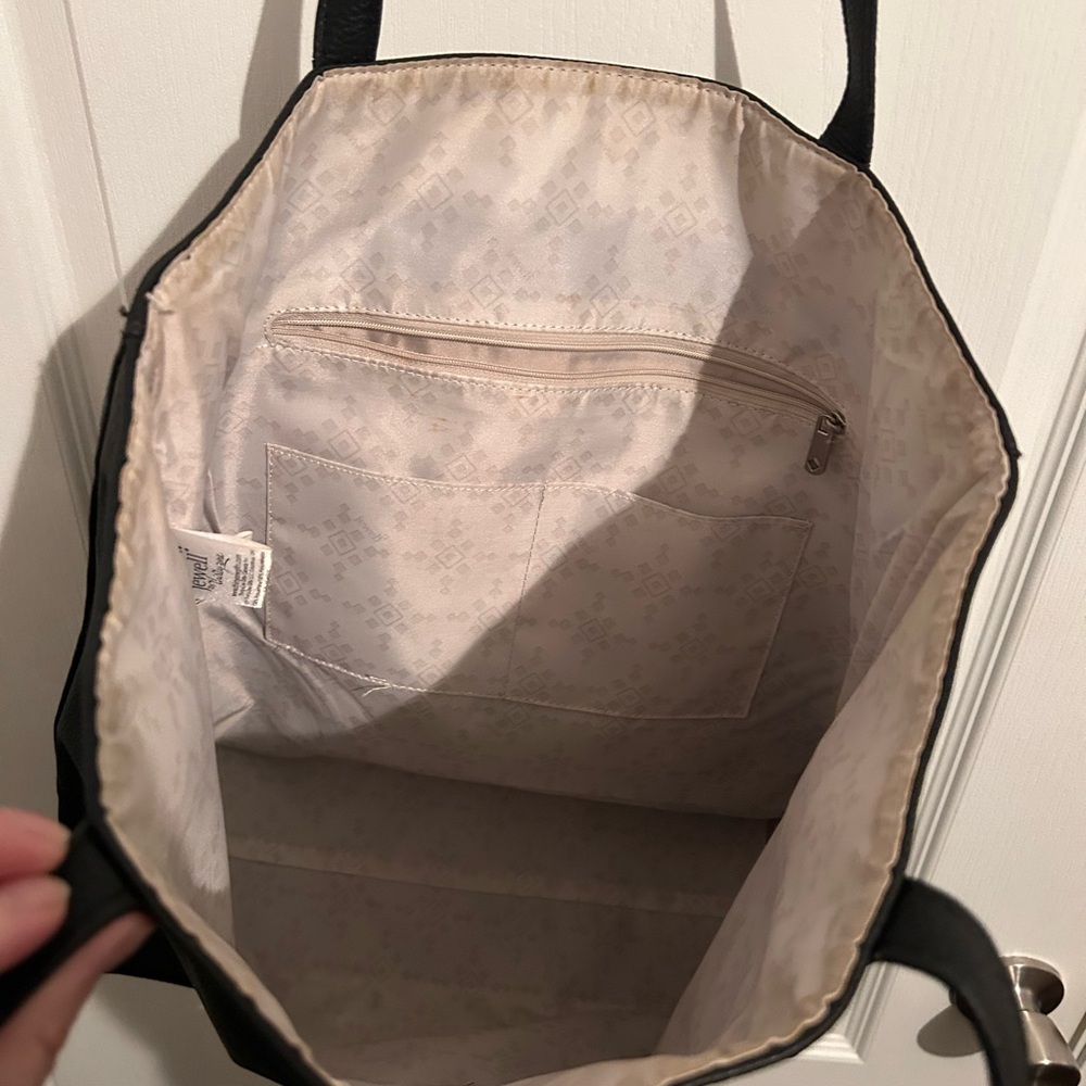 Thirty-one Around Town Tote & Matching Wallet - Picture 4 of 12